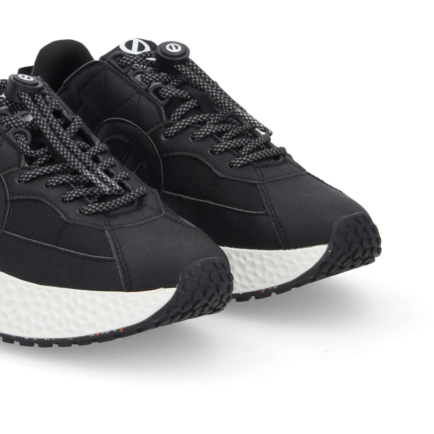 CARTER RUNNER W - SCARE/HISTORY - BLACK